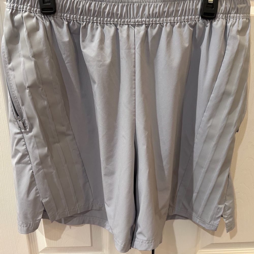 Adidas Climacool Men’s Large 3-Stripes Training Shorts (Halo Silver)